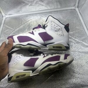 Air Jordan 6 Retro Grape Sneakers Youth Sz 7Y Women's 8.5 Athletic‎ Shoes